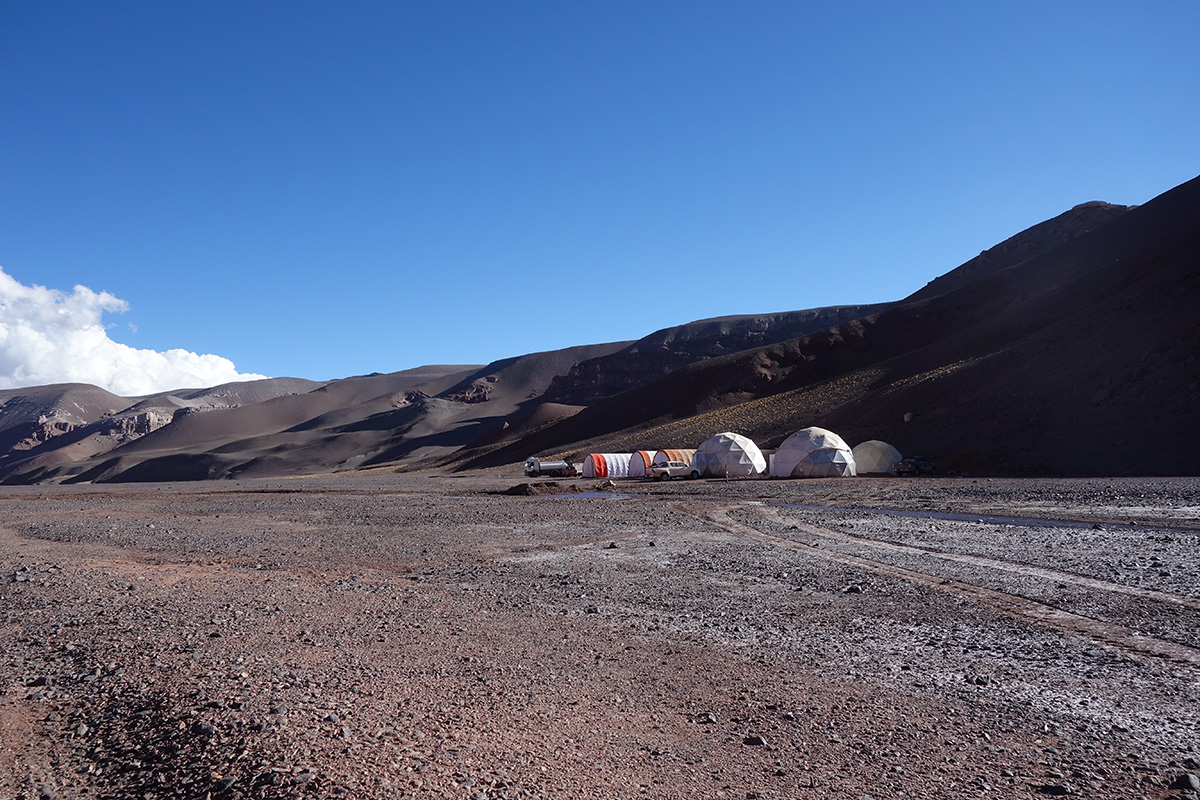 Descubre un nuevo depósito de oro y cobre - Desarrollo Energético