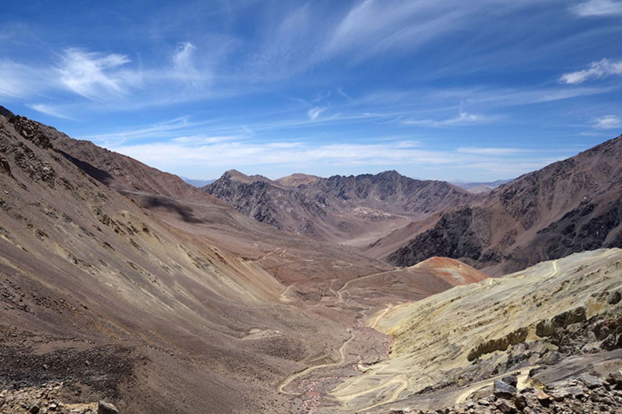 Nuevos hallazgos de cobre, oro y plata en San Juan - Desarrollo Energético
